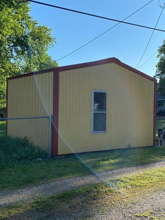 830 Maple Street — photo 18