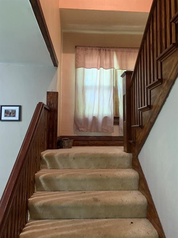 1430 S Central Avenue — photo 13