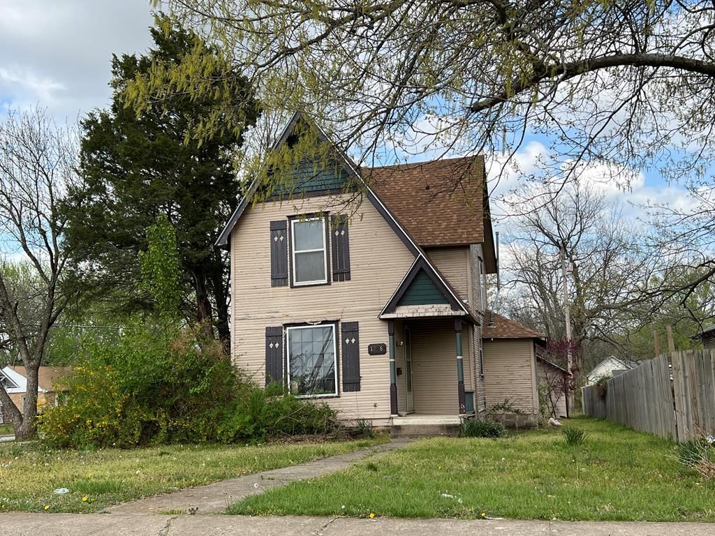 1216 N 10th N/A — photo 8