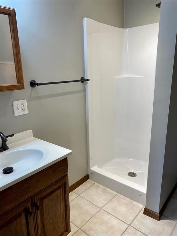 1006 E 3rd Street — photo 31