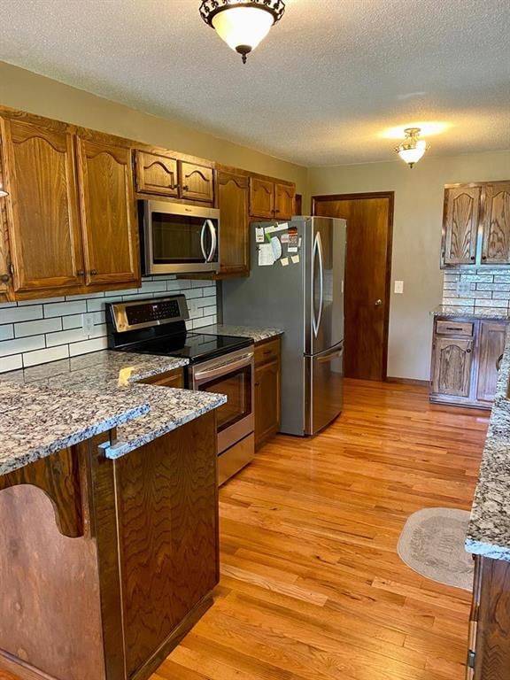 1006 E 3rd Street — photo 10