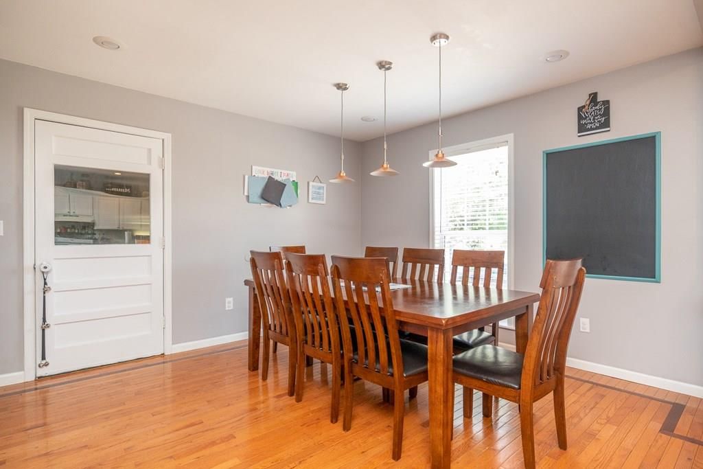 2105 N 10TH N/A — photo 14
