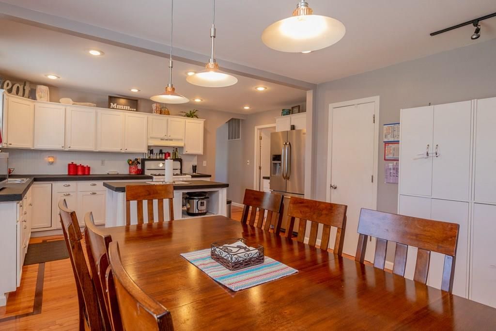 2105 N 10TH N/A — photo 16