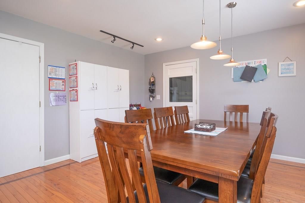 2105 N 10TH N/A — photo 17