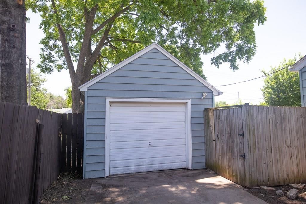 1319 W 3rd N/A — photo 26