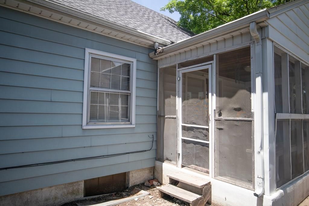1319 W 3rd N/A — photo 27