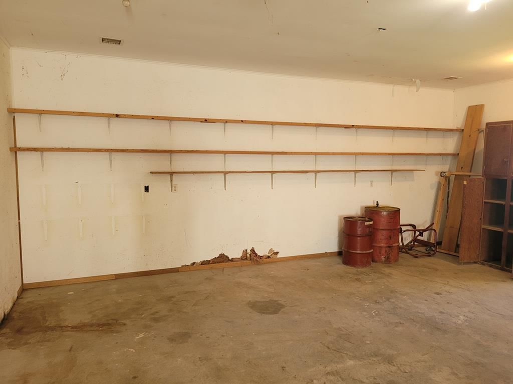404 S Pine Street — photo 17