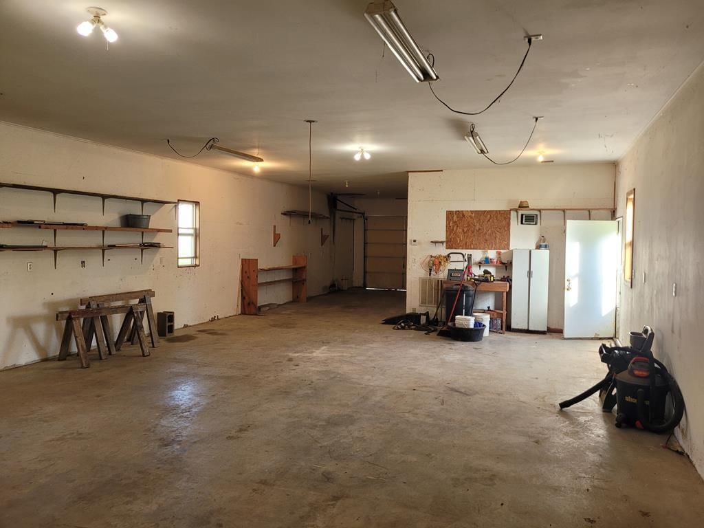 404 S Pine Street — photo 18