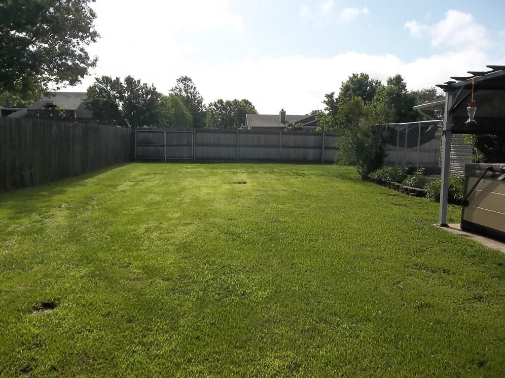 2302 W 3rd Street Terrace — photo 24