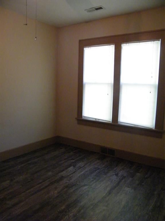 915 E Main N/A — photo 22
