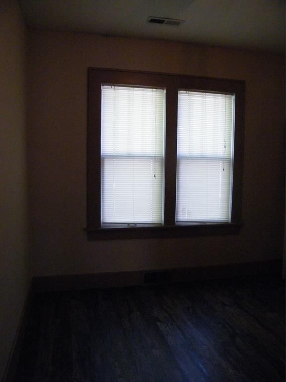 915 E Main N/A — photo 23