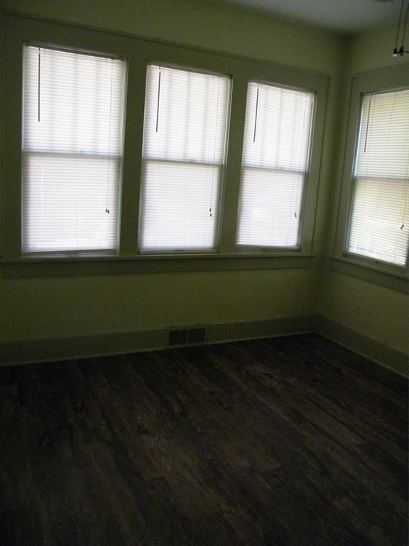 915 E Main N/A — photo 29