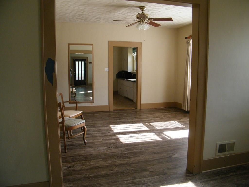 915 E Main N/A — photo 7