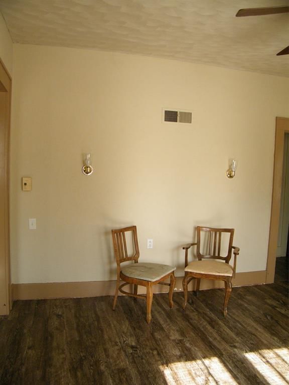 915 E Main N/A — photo 9