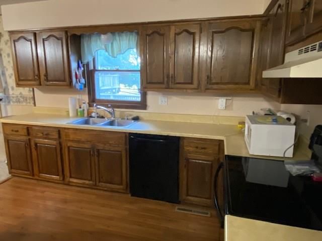 3307 Clark Avenue — photo 7