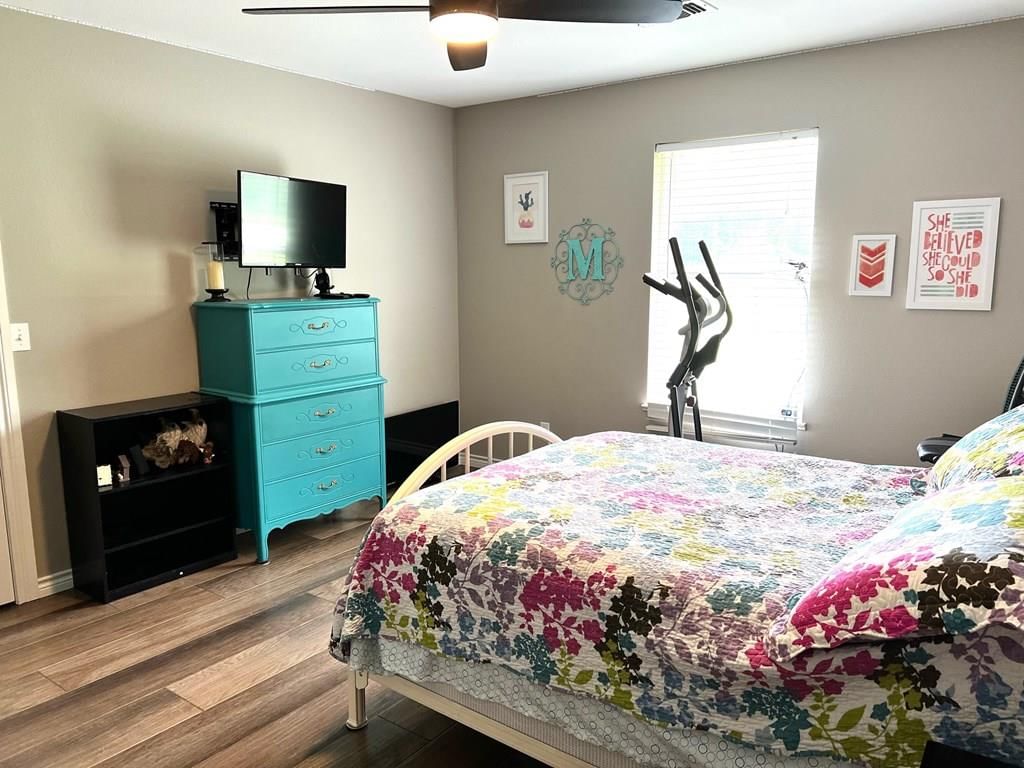 2742 Northbrook Street — photo 31