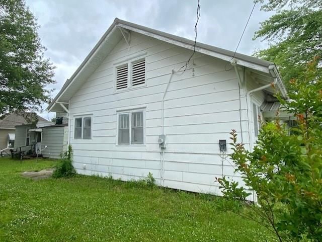 2331 Corning Avenue — photo 12