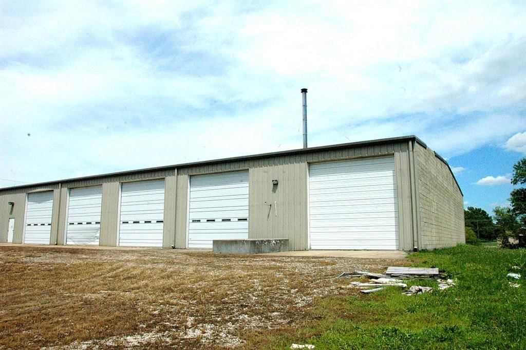 1729 S 21 N/A — photo 16