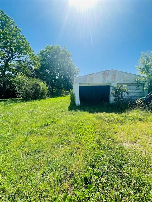 220 SW Lostine N/A — photo 15