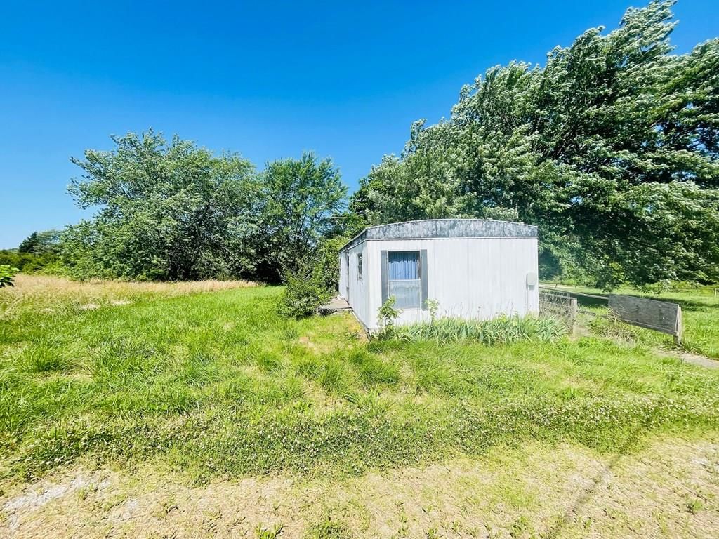 220 SW Lostine N/A — photo 6