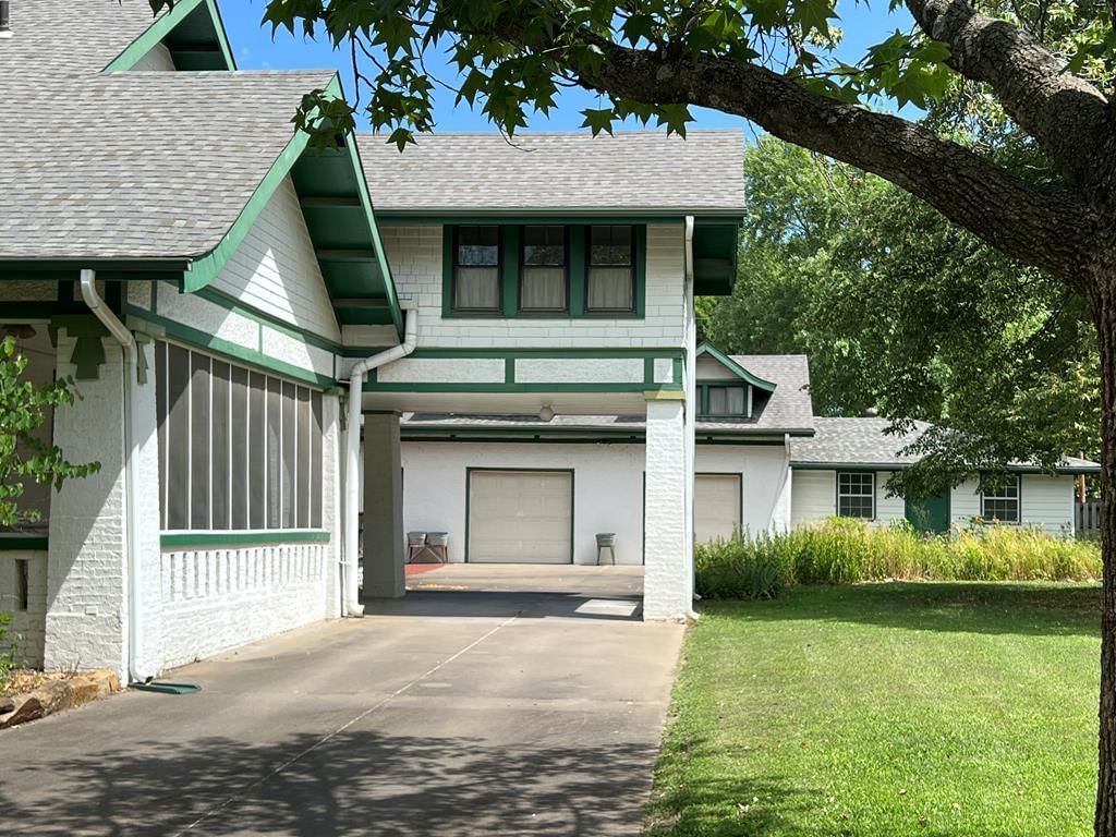 601 E 4th Avenue — photo 33