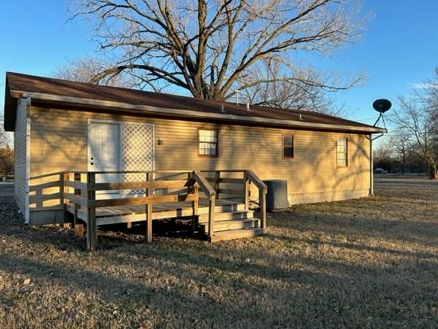 2701 Elm Avenue — photo 38