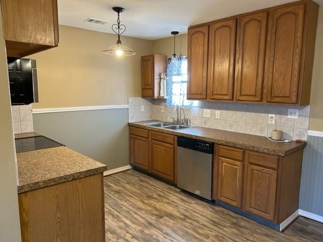 2701 Elm Avenue — photo 9