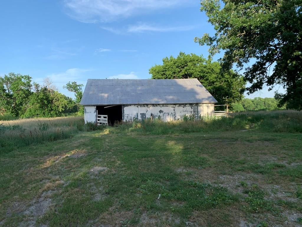 5081 Meade Road — photo 11