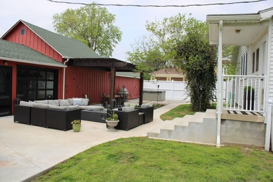 403 S Kansas N/A — photo 26