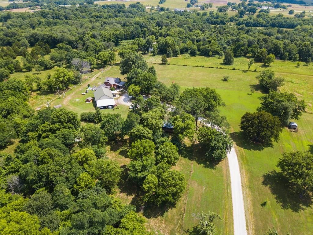 7600 Friends Road — photo 39