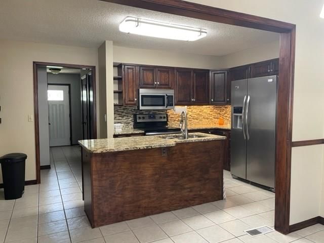 2813 Rolling Green Drive — photo 12