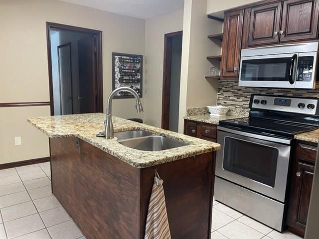 2813 Rolling Green Drive — photo 13