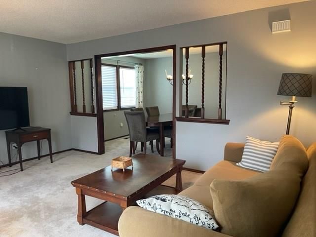 2813 Rolling Green Drive — photo 3