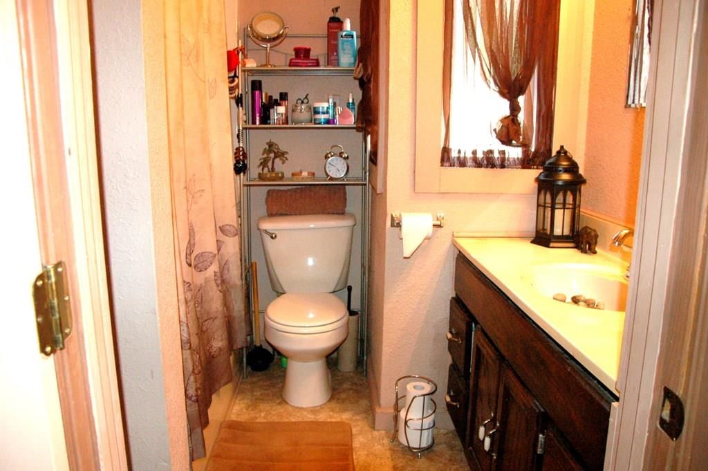 2325 Washington N/A — photo 9