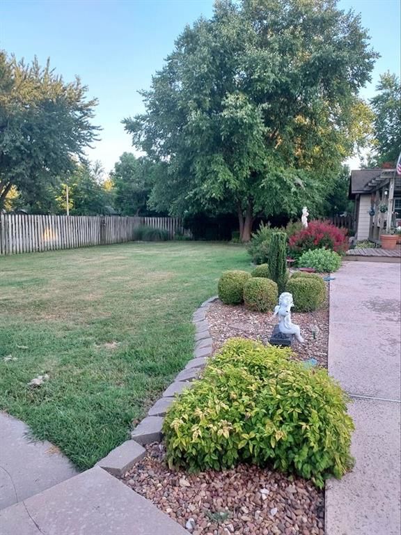 1405 Thornton N/A — photo 24