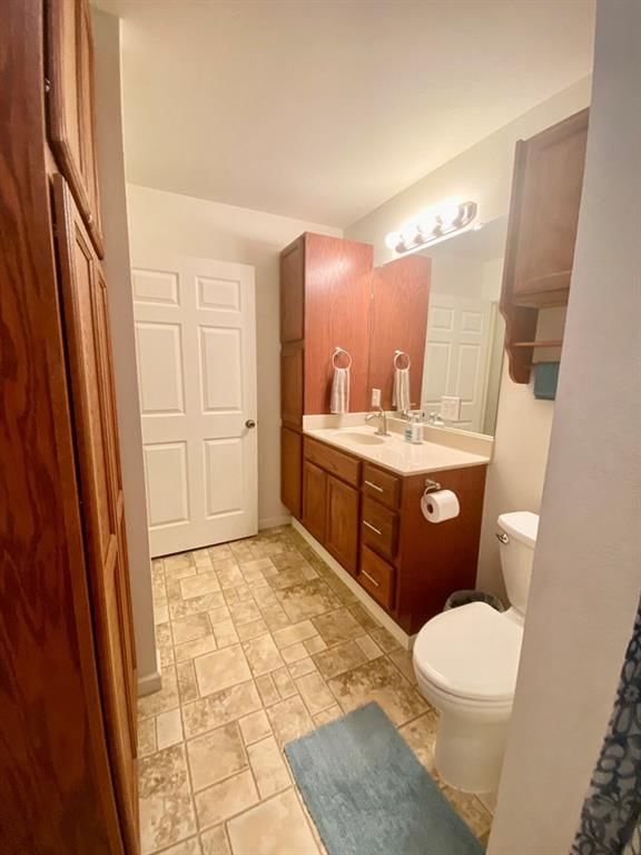 112 W Howard N/A — photo 14