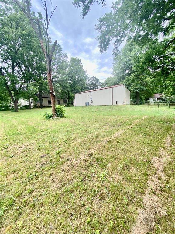 112 W Howard N/A — photo 25