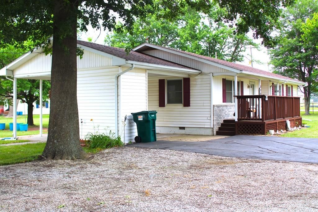 218 S Elm N/A — photo 5