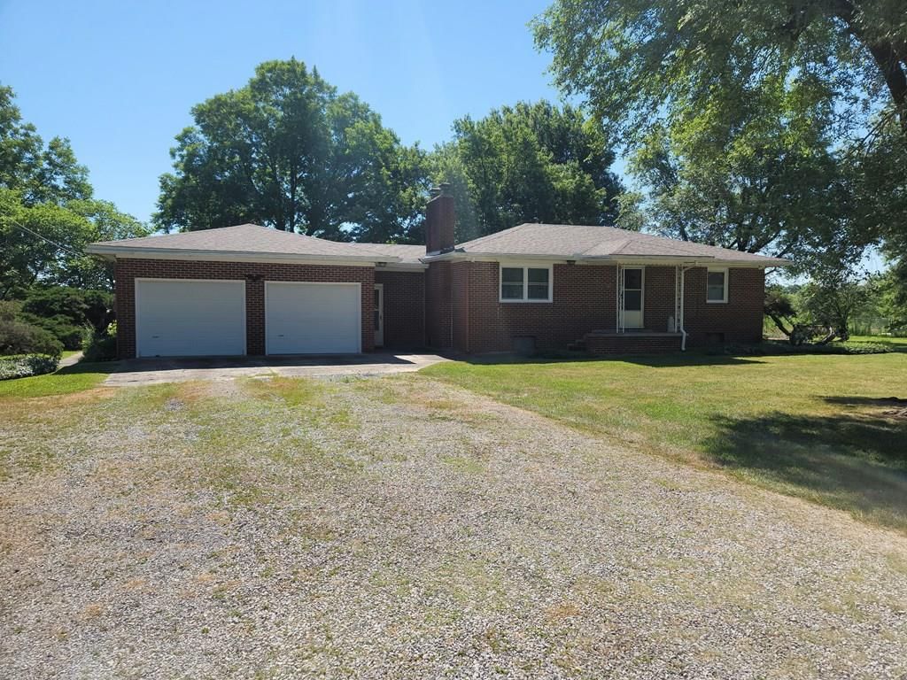 102 S Sugarcreek N/A — photo 2