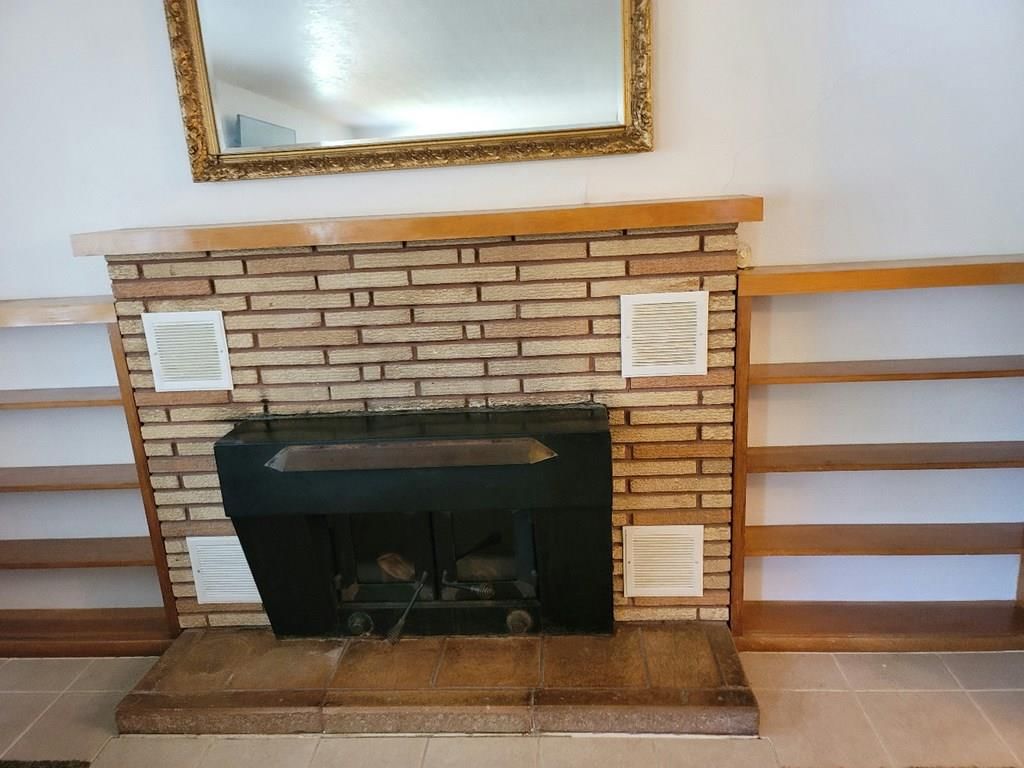 102 S Sugarcreek N/A — photo 20