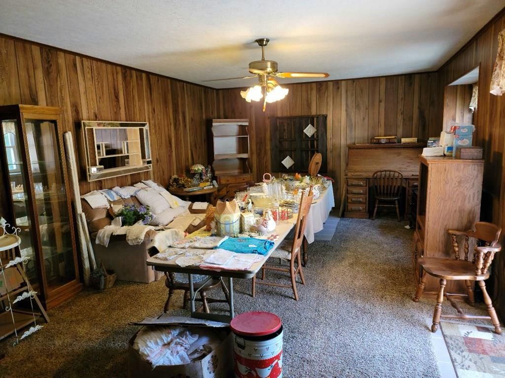 102 S Sugarcreek N/A — photo 27