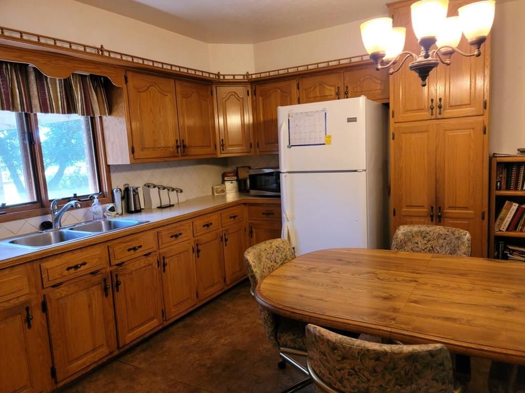102 S Sugarcreek N/A — photo 29