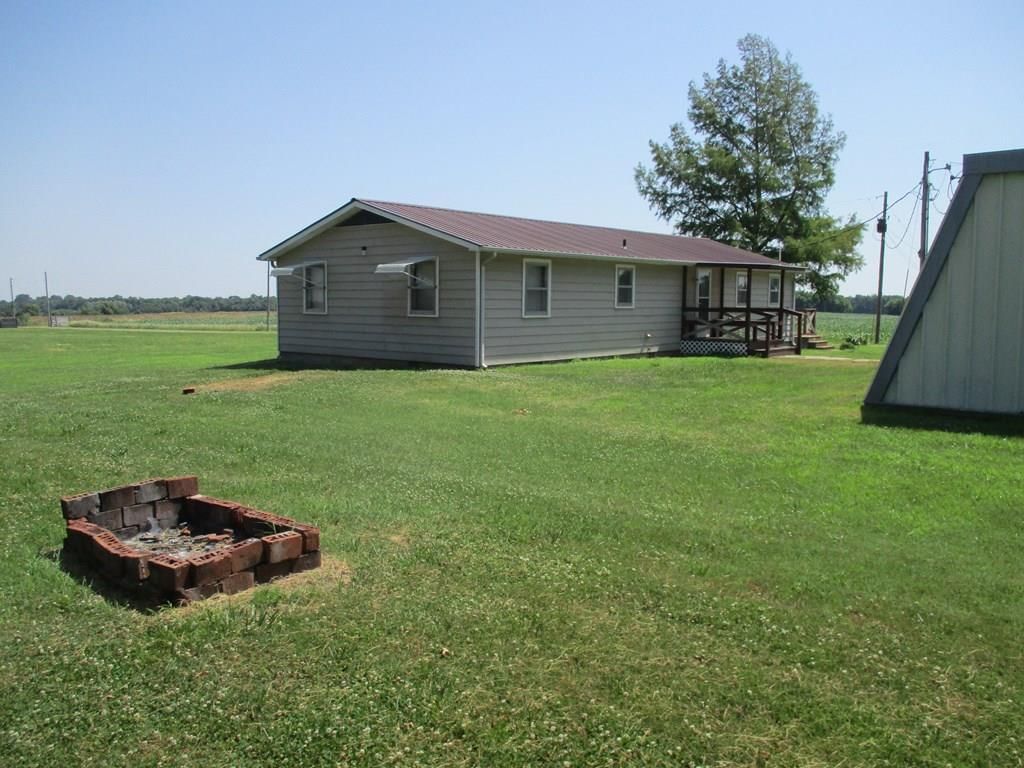 2746 NW Center Star Road — photo 6