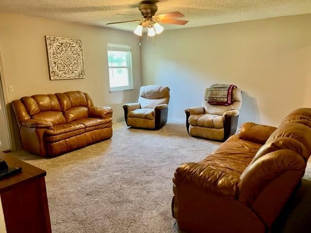 606 N Parkview Avenue — photo 17