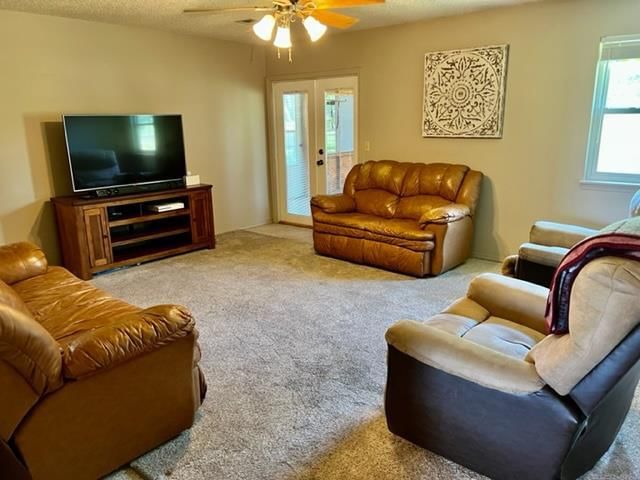 606 N Parkview Avenue — photo 18