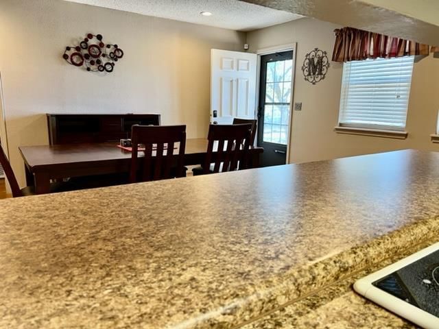 606 N Parkview Avenue — photo 9