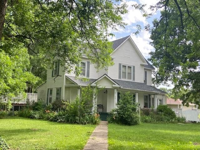 120 S Walnut N/A — photo 2