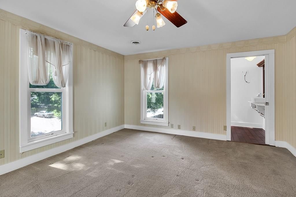 1329 Grand Avenue — photo 30