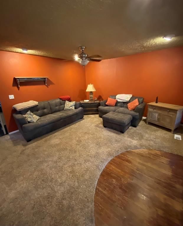 1410 Belmont Avenue — photo 6