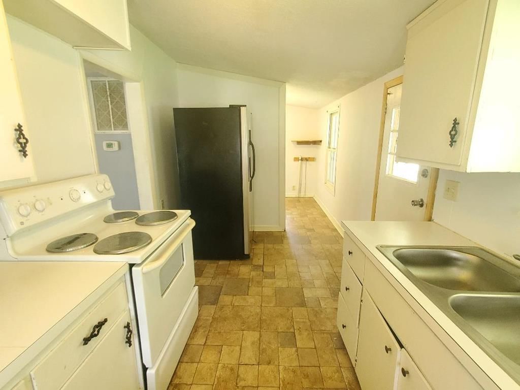 1028 S Lafayette N/A — photo 11